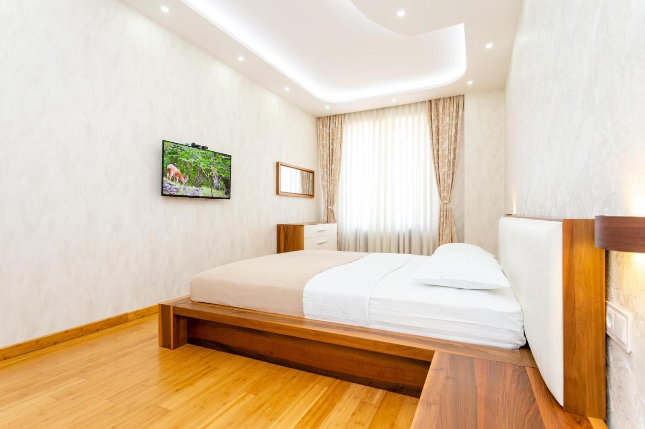Central Cozy 3Bd-2Bath Apartment Tbilisi Exterior foto