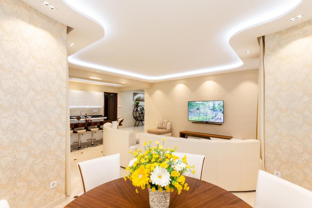 Central Cozy 3Bd-2Bath Apartment Tbilisi Exterior foto