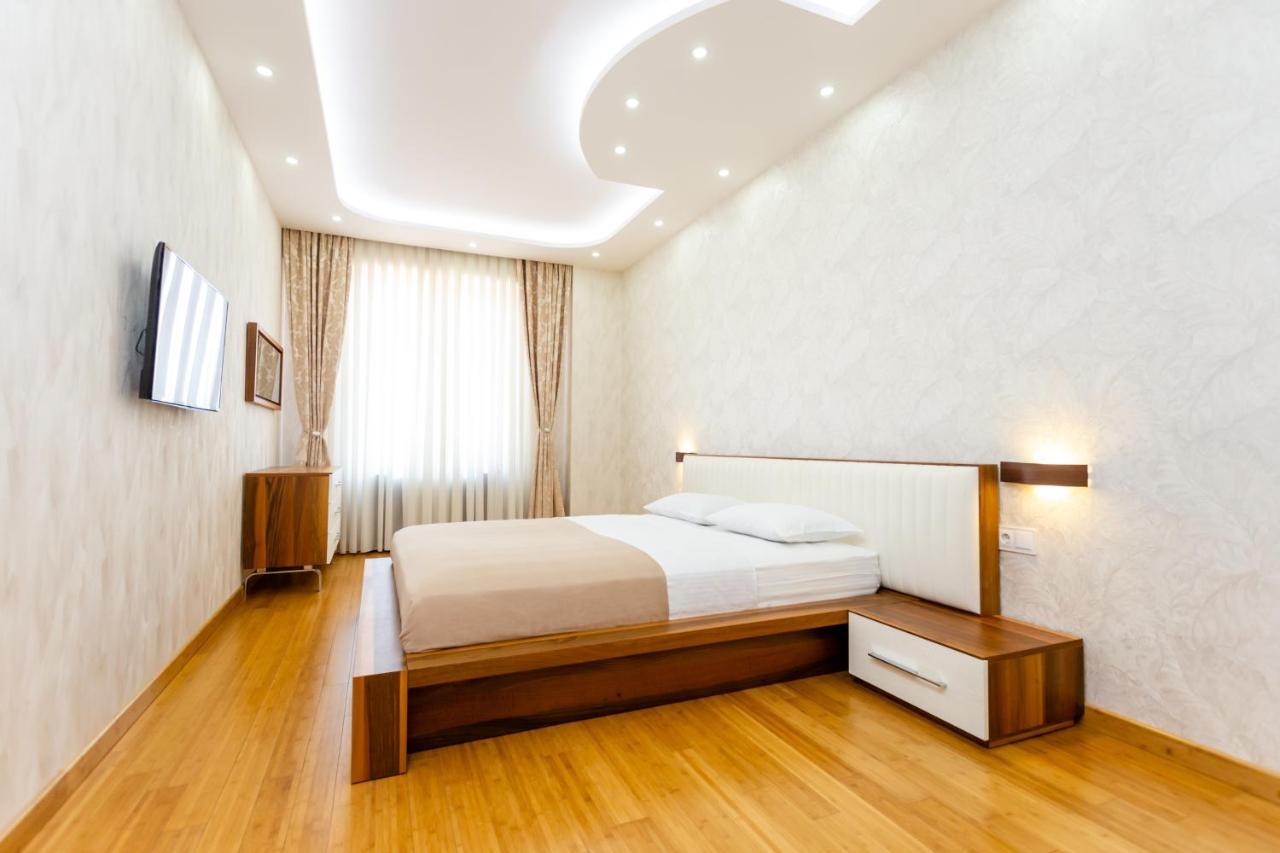 Central Cozy 3Bd-2Bath Apartment Tbilisi Exterior foto