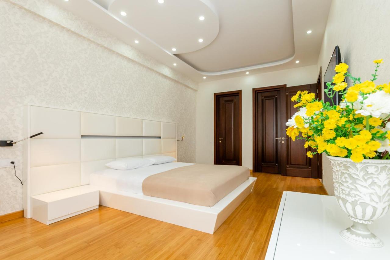 Central Cozy 3Bd-2Bath Apartment Tbilisi Exterior foto